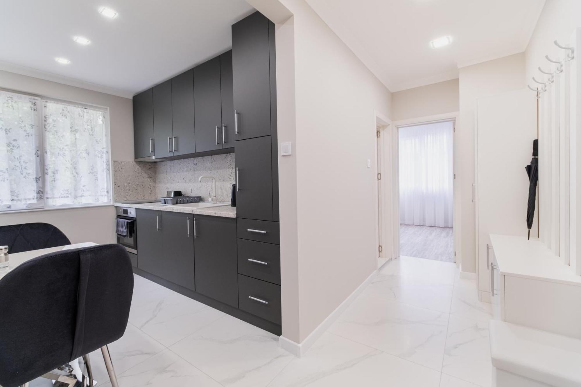 Gorgeous 2-Bedroom Apartment Пловдив Экстерьер фото